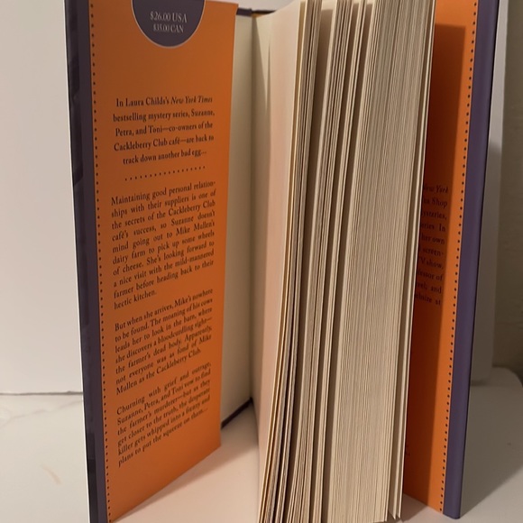 Laura Child’s Book Egg Drop Dead - Picture 4 of 4